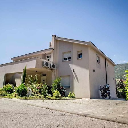 Villa Mir Mostar Exteriör bild